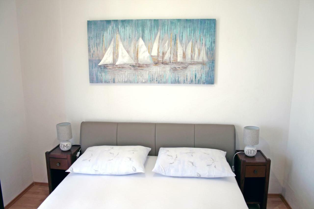 Apartments Villa Zvonimir Slatine Luaran gambar